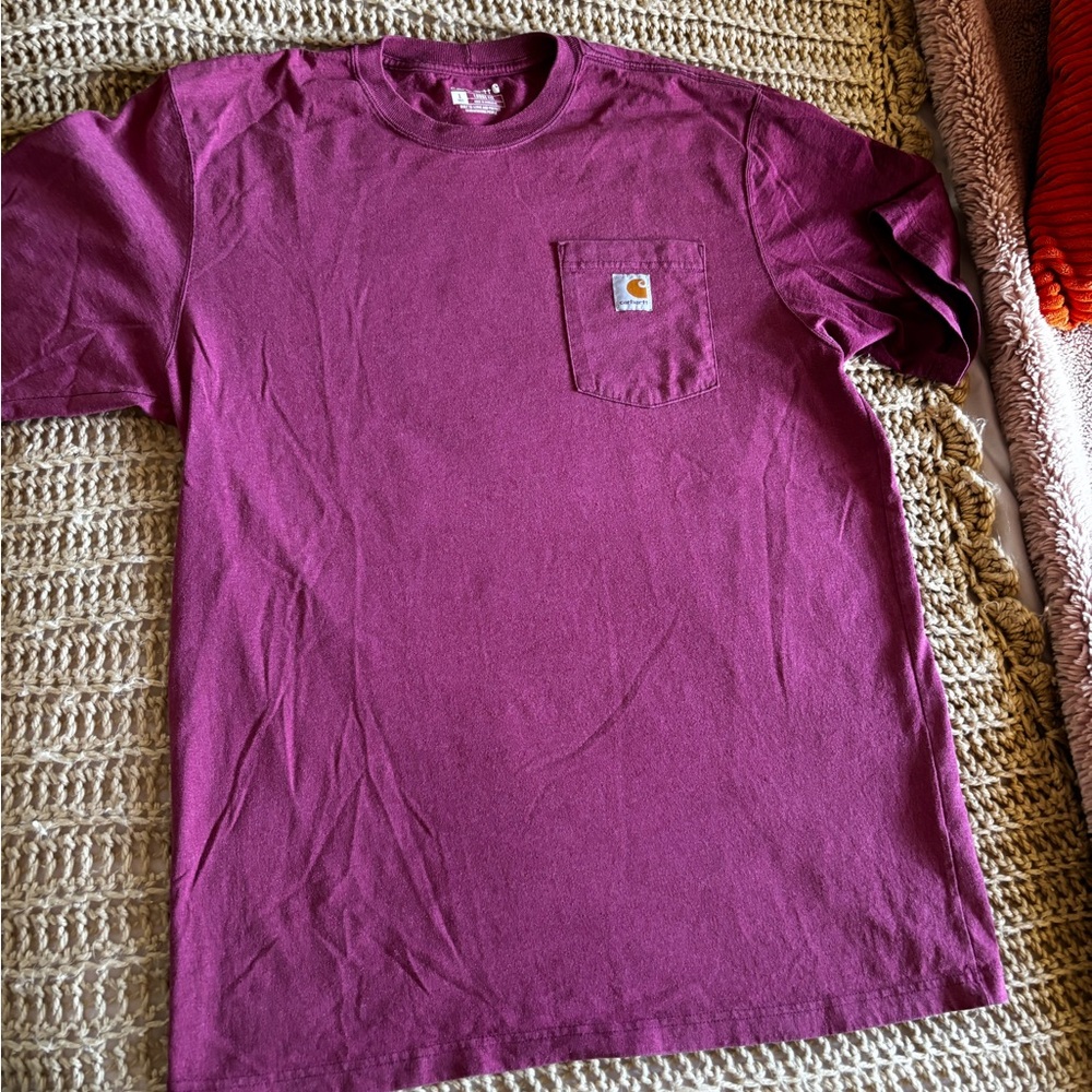 Men’s carhartt t shirt